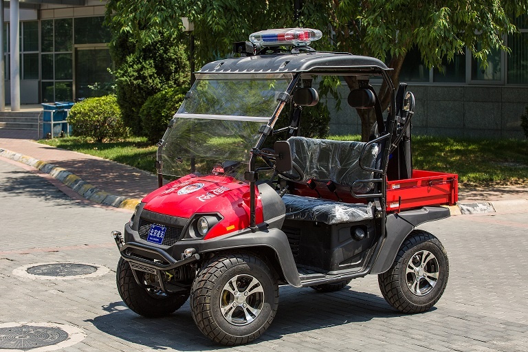 四輪消防摩托車