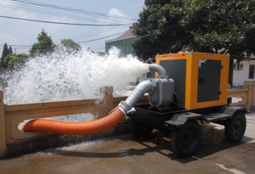 拖車(chē)式大流量應(yīng)急移動(dòng)排水泵站500m&sup3;/h